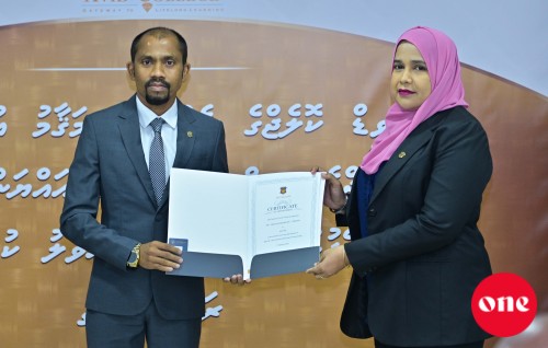 Avid college ge Rector akah Dr. Suneena