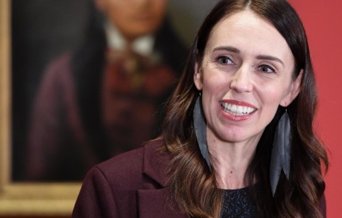 New Zealand ge inthihaabu Jacinda Ardern kaamiyaabu kuravvaifi