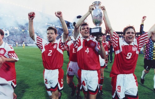 Denmark dhoo dhey gothakah noon: Handhaanugai 1992 vana aharuge EURO thashi