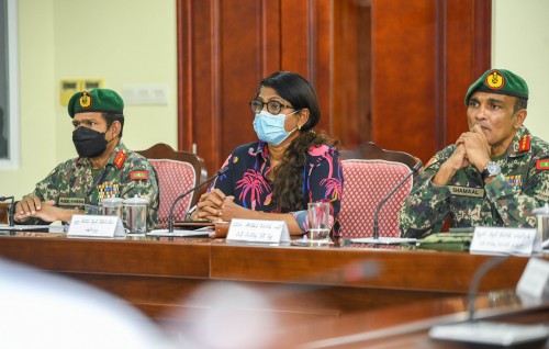 Hathiyaaraa eku beyruge sifainge ehves bayaku Raajjey ge ehves thanaku nei: Defence