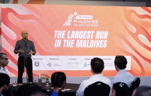 Dhiraagu Maldives road race ge endorsed jamiyaathakah 635,000 rufiyaa hadhiyaa koffi