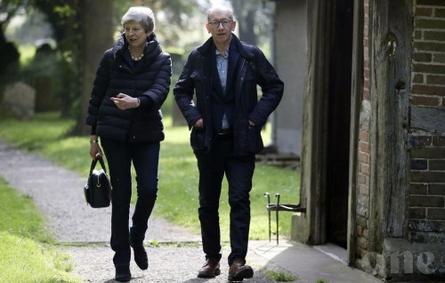 UK leader promises a Bold Offer on Brexit deal