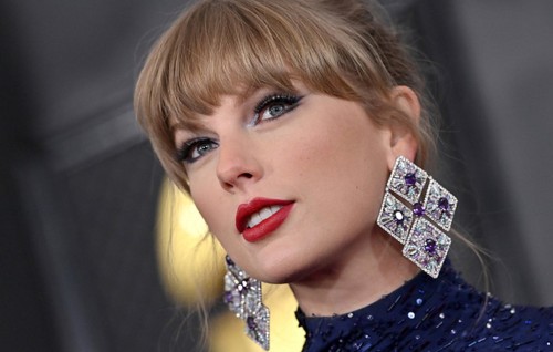 Taylor Swift Officially Joins Forbes’ Billionaire List