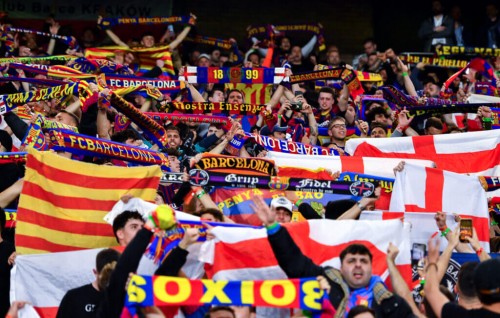 Dhen kulhey Champions league away match ah ticket nuvikkeyne gothah Barca ah adhabu dheefi