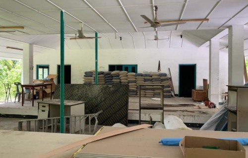 15 aharu fahun V. Thinadhoo School ge kiyevun fashany!