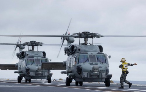 Japan ge military 2 Helicopter vetti 7 meehun gellijje