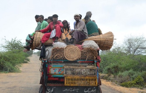 Cyclone Biparjoy: More than 100,000 evacuated as India, Pakistan braces for storm
