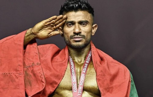 Dhuniyeyge bodybuilding mubaaraiyy Anna aharu Raajjeygai baavvanee