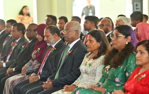 Salaamathee hidhumaiy thakun misaalu nagan jehey shashiyathakee Mohamed Thakurufaanu: Raees