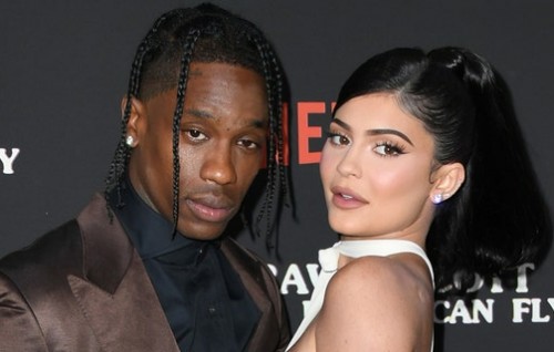Kylie adhi Travis ah dhevana dhariaku libijje