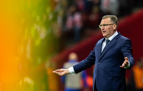 Poland Coach: Messi hifahahttaanee kihineh? e'ee mulhi dhuniyeahvves javaabu nuhoadhi oiy suvaaleh!