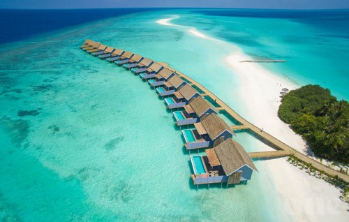 Kuramathi Resort gai moodhah erunu tourist aku maruvefai ovvai fenijje