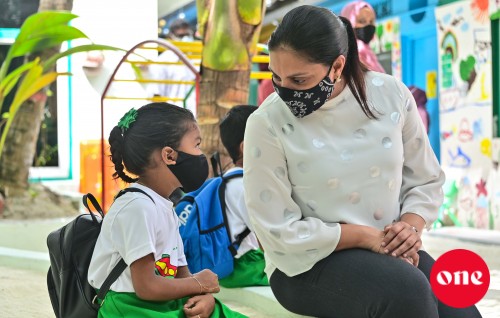#OnePhoto : Education Minister Falah preschool ah ziyaarai kurehvvun