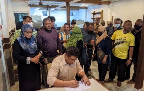 Barulamaanee petition ah 1 lakka soi hamakohfi