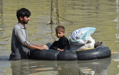 Pakistan floods to cost more than $10bn, minister says
