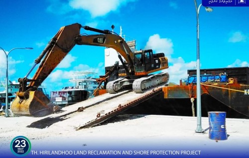 Hirilandhoo bin hikkumaai gondu dhoh himaayaiy kurumah thayyaaru vejje