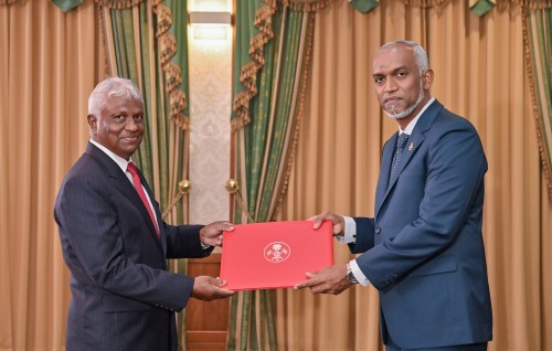 Sports ministry ge state minister akah Amir, Foreign ministry ge state minister akah Fahumy