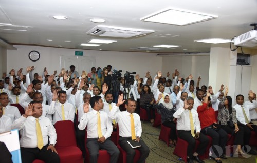 MDP ge ethereyge inthihaabah kurimathilaafaivaa candidatunge dhaaimee list ah shakuvaa husha'halhan hulhuvaalaifi
