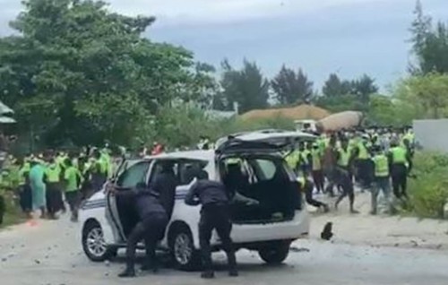 Anehkkaaves bidheyseenge varugadha kurimathilumeh, fuluhun gayah araigane hamala dhinee ohggalun!