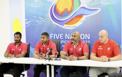 Five nations Basket mubaraiyy maadhamaa: Amaazakee ran vanaeh!