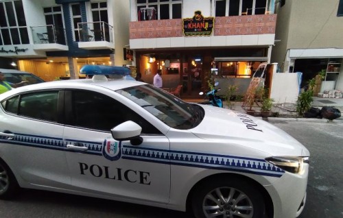Hulhumale' restaurant eh gai valhin hamalaa dhee meehaku maraalaifi