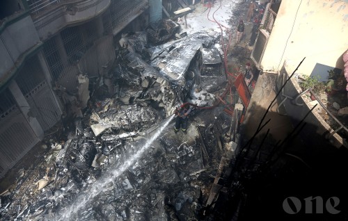 97 dead, 2 survivors from Pakistan plane crash