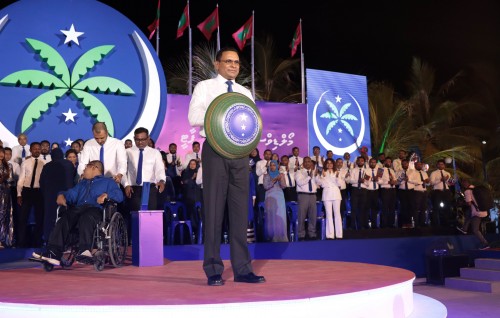 MNP ge riyaasee ticket Nazim aa havaalu koffi