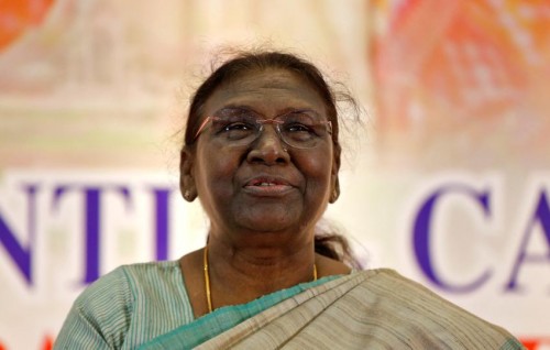 Raees Solih India aa Raeesah maruhabaa dhanavaifi