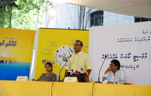 ''India out'' jassavaigen Yameen ah nuhingeveyne, fuluhun ekan huhtuvan jehey: Nasheed