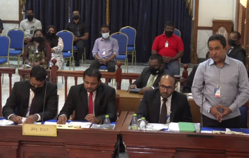 Unaganduge massala hunnaathee gina vaguthu shareeathugai innan dhathivaa massala Yaameen hushahalhuvvaifi