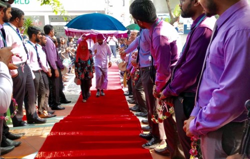Anhenunge dhuvahu vaki jinsakah nisbaiyvaa kamah mujuthamaugai gaboolu kurevey kankan nukurumah edhijje