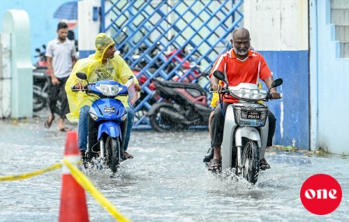 Kuriyah oiy 3 dhuvahu ves moosun varah goasvaane: Met