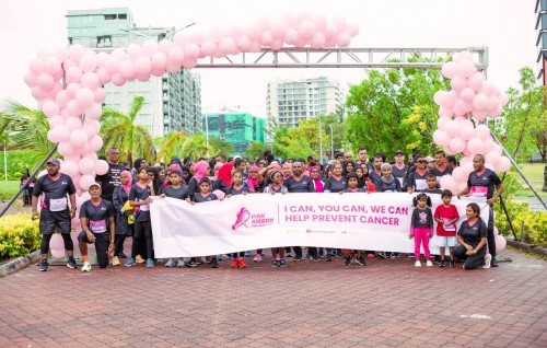 ''Pink ribbon run-walk'' 11 rasheh gai baavvaifi