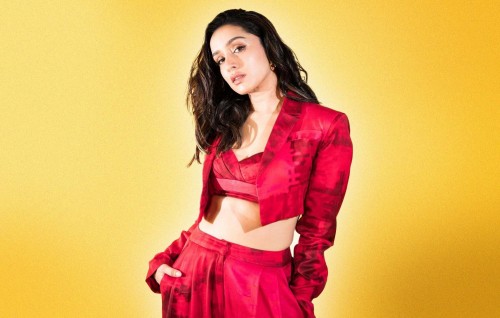Shraddha Kapoor ves production ge dhaairaa ah?