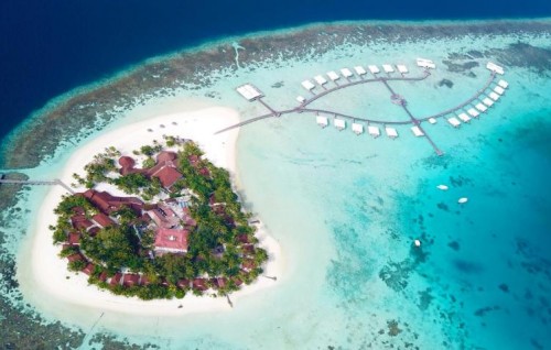 Diamonds Athurugaa resort gai alifaanuge haadhisaa eh hingaifi