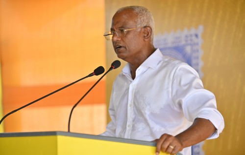 Raajje akee kudhi gaumuthakuge iss leader: Raees
