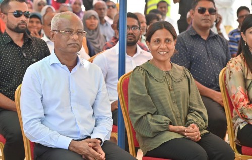 Rey fenigendhiyaee hiyaalufaalhukurumuge minivankan oiy minvaru, Raees akee keiytherikamuge namoonaa: Fazna