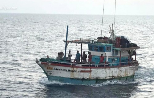 Beyruge mass boateh MNDF ge belumuge dhashah genesfi