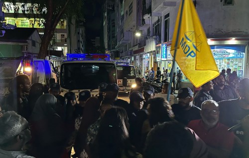 Kudakudhinge karaamaathah unikan anna gothah vaahaka dhekkumakee hiyaalu faalhu kurumuge haggeh noon: HRCM