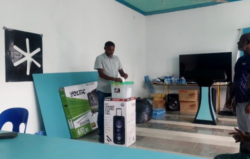 The Democrats ge ethereyge furathama inthihaabuge vote lun kuriah ebadhey
