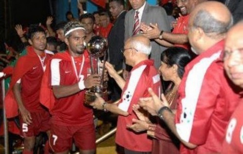 Gaumee team inn 4 goal ge lead gelluvailumun Raees Maumoon ''shock'' eh gai!