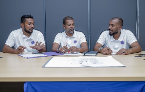 Mubeen New aa havaaluvaan visnanee team akaa eku, Minister Abdulla aai Kappi adhi Mujuthaba himeney