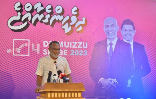 Malamathi badhalu vejje, riyaasee inthihaabu bodu thanun Muizzu kaamiyaabu kohfi: Adhurey