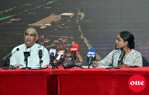 Dhathuruverinnaai falhuveringe salaamathah buroo araafadha kameh faahaga vehjje nama thahugeegu kuraanan: Maldivian