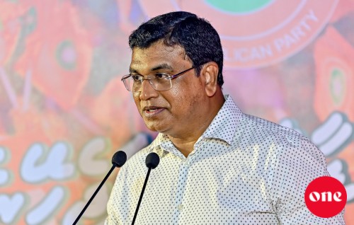Ameen vidhaalhuvanee Yameen athun PPM jahaigenfi kamah, Yameen minivankuraanee JP in kamah