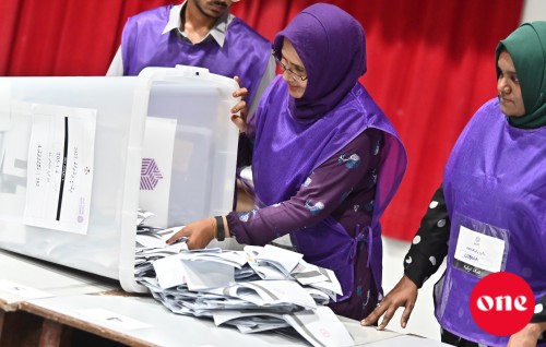 Inthihaabuge furathama burugai masakkaiy kuri official inge allowance mi hafthaa gai jamaa vaane: EC