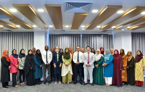 Mintheege hamahama kamah hiyvaru dheyn ''hamahama kan hashavaru'' nishaan tharaaf kuranee