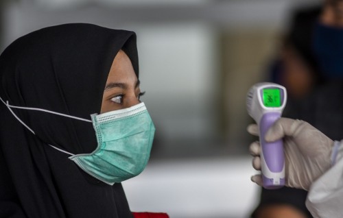 Covid case thah ithuruve Jakarta anehkkaaves Lockdown kuranee