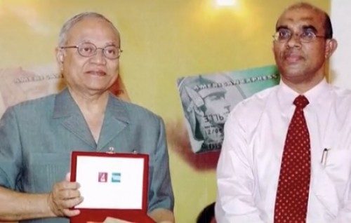 BML ufehdhumugai isdhaureh adhaa kurahvvaafaivaathee Raees Maumoon ge aguvazan kohfi