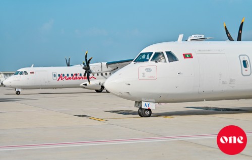 Maldivian ge furathama wide-body mathindhaa boat ah maruhaba kiyumah air show eh